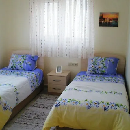 Beautiful Private In Prime Position With Fabulous Sea Views Vakantiehuis